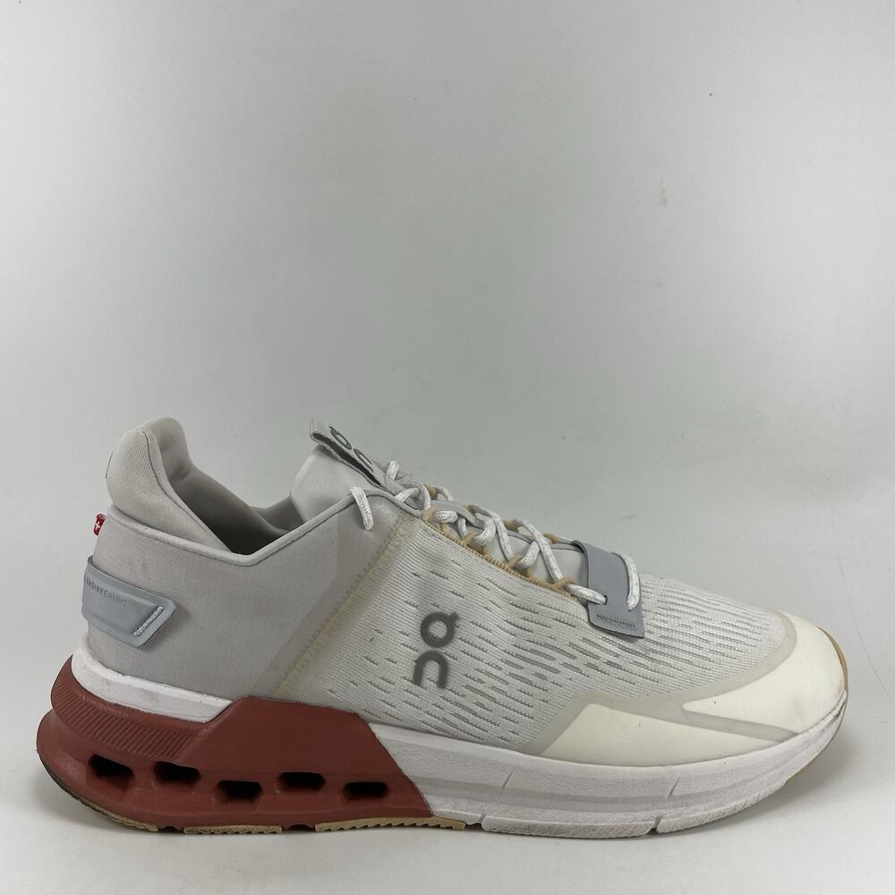 On Cloudnova Flux Running Shoes Mens Size 8.5 Undyed White/Auburn CloudTec